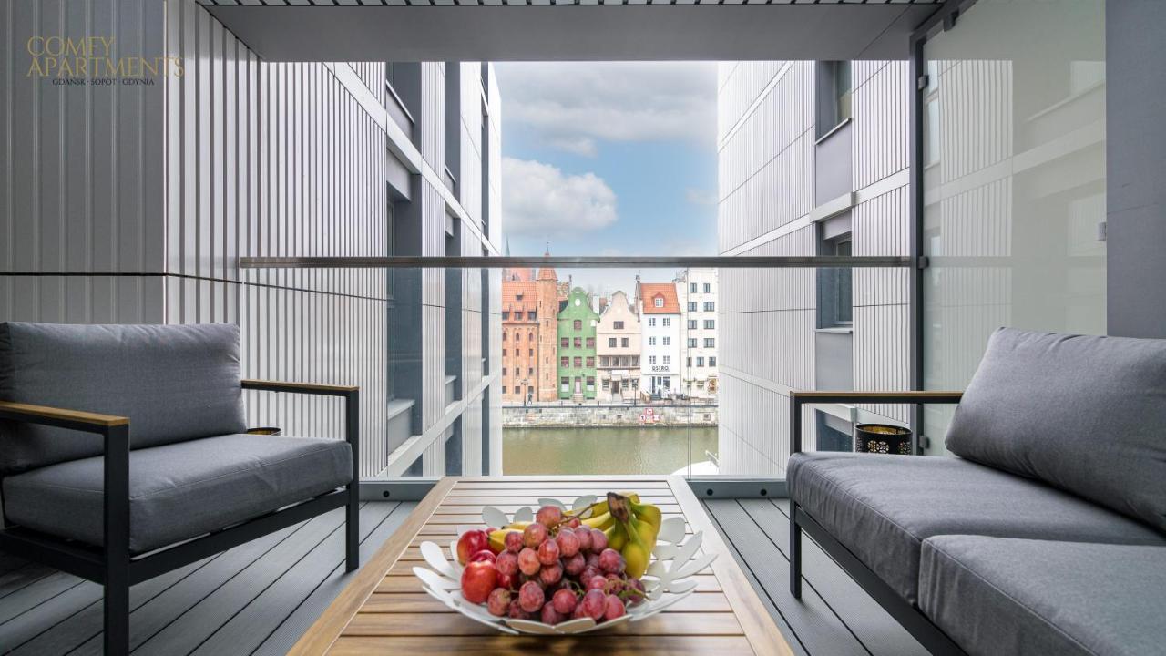 Apartament Chmielny River View - Granaria - Comfy Apartments غدانسك المظهر الخارجي الصورة
