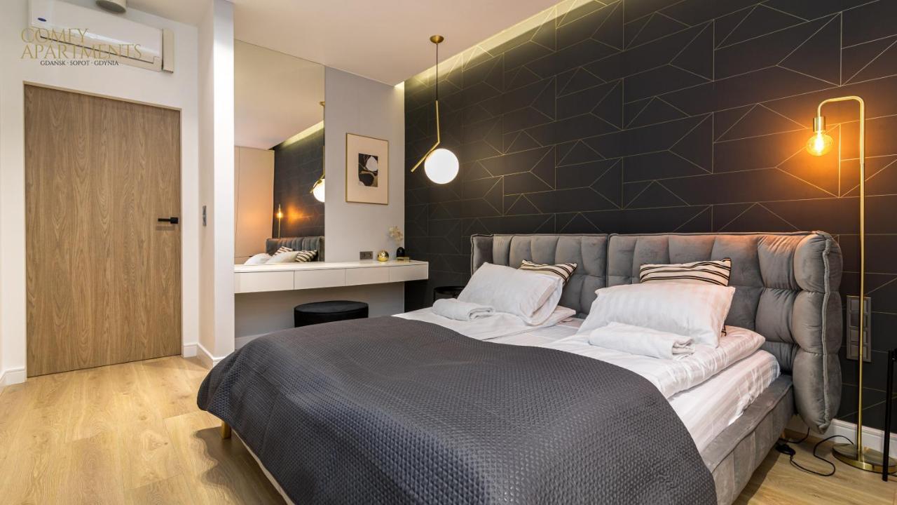 Apartament Chmielny River View - Granaria - Comfy Apartments غدانسك المظهر الخارجي الصورة