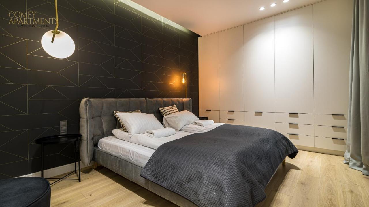 Apartament Chmielny River View - Granaria - Comfy Apartments غدانسك المظهر الخارجي الصورة